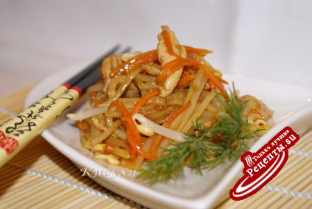 Салат с курицей в китайском стиле