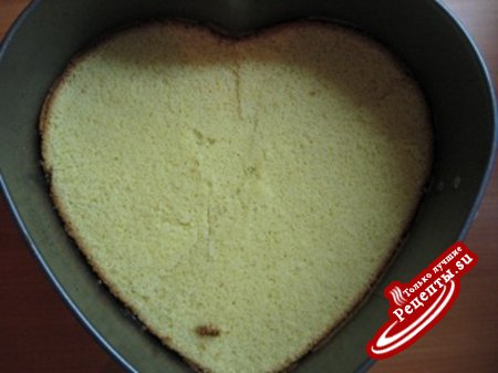 торт "Клубничное сердце"