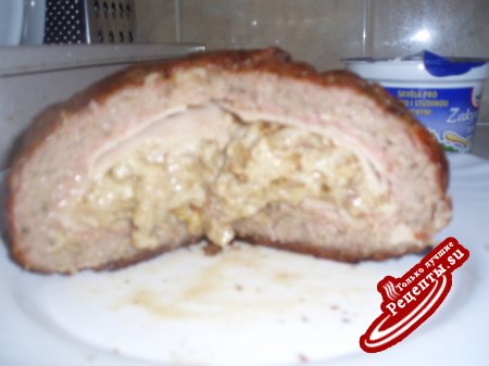 Мясной колобок с сюрпризом(не проходить мимо!!!!)