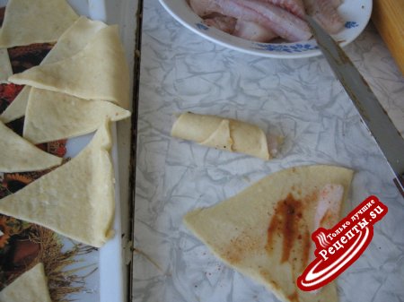 Рыбные рогалики(с необычным тестом).