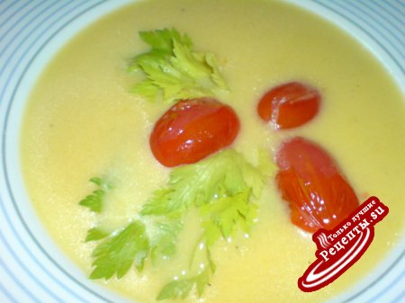 Суп-пюре из жёлтого перца и помидорок