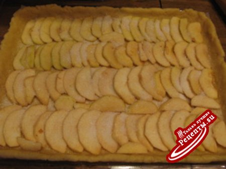 Яблочно-брусничный пирог