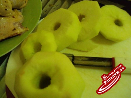 Медовая курочка с яблоками