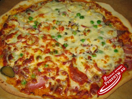 Пицца мясная и соус для пиццы
