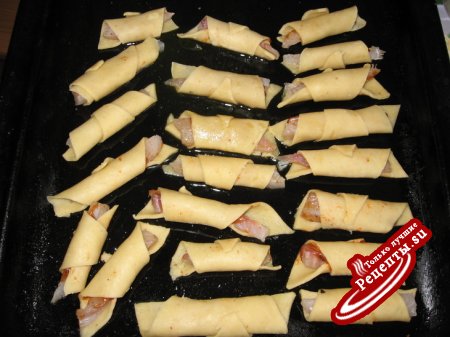 Рыбные рогалики(с необычным тестом).