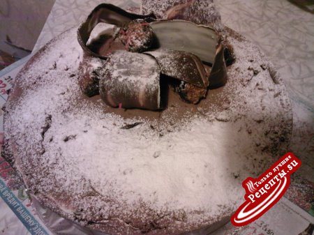 Торт "Чернослив в шоколаде" (вариант оформления)