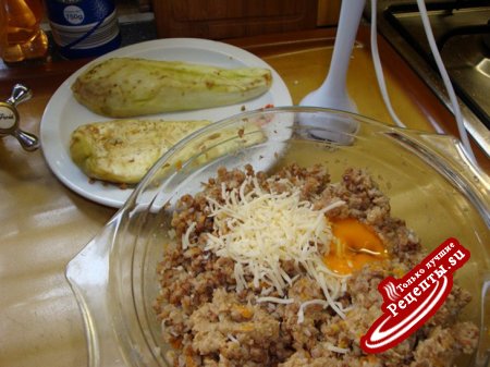 Гречнево - баклажановые оладики с соусом и с начинкой