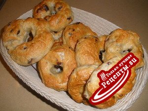 Бейгель с клюквой, кривенький, но жутко вкусный!