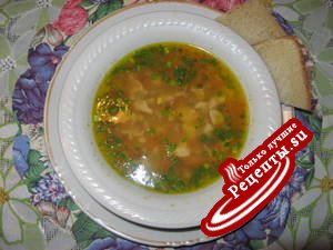 Чечевичный суп с копченой индейкой