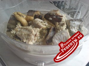"Хек" в пароварочке с салатиком