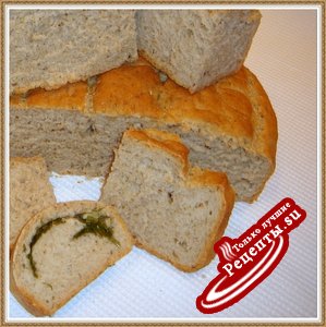 Хлеб ароматный с кунжутом и мини-хлеб чесночный.