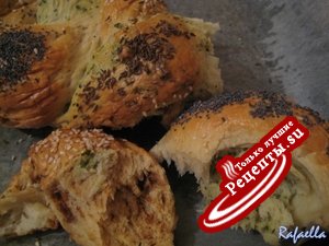 Хлеб с зеленью и паприкой