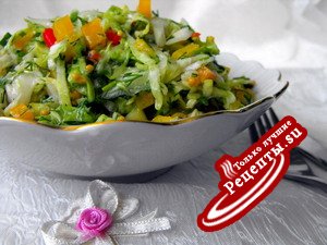 Капустный салат с заправкой из хрена