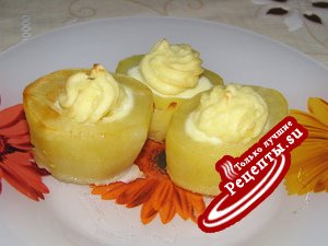 Картофель с перепелиными яйцами