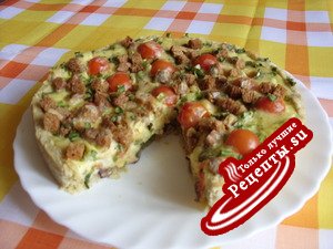 Перечный тарт с курицей и беконом