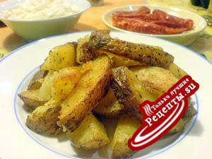 Potatos в духовке, выстраданная версия английских картофелепоклонников. Не смог отказать Свете…