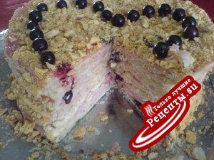 "Розовый" слоёный торт