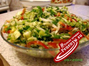 Салат витаминный с капустой (мой вариант)