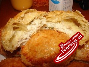 Слойки с очень нежной и сочной рыбной начинкой