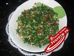 Tabbouleh or ливанский диетический салат