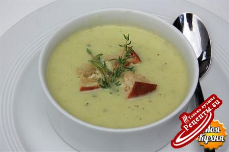  Суп-пюре из кабачков с плавленым сыром